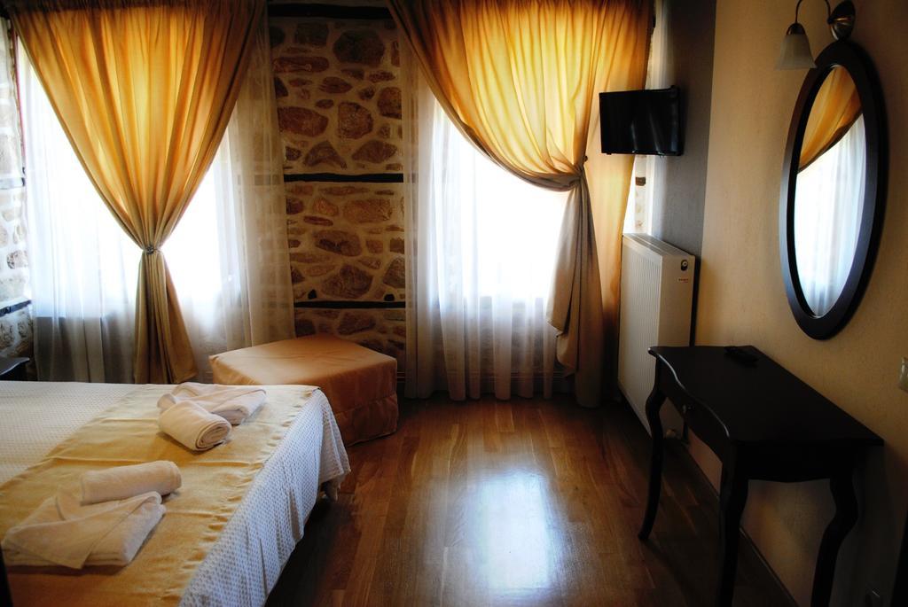 Chorostasi Mansion Otel Arnaía Dış mekan fotoğraf